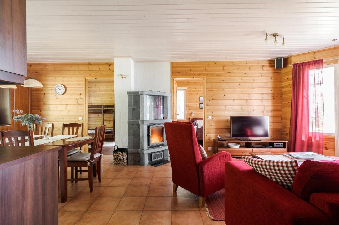 Villa Suvituuli | Paajoen Vuokramoekit à Himos Extérieur photo