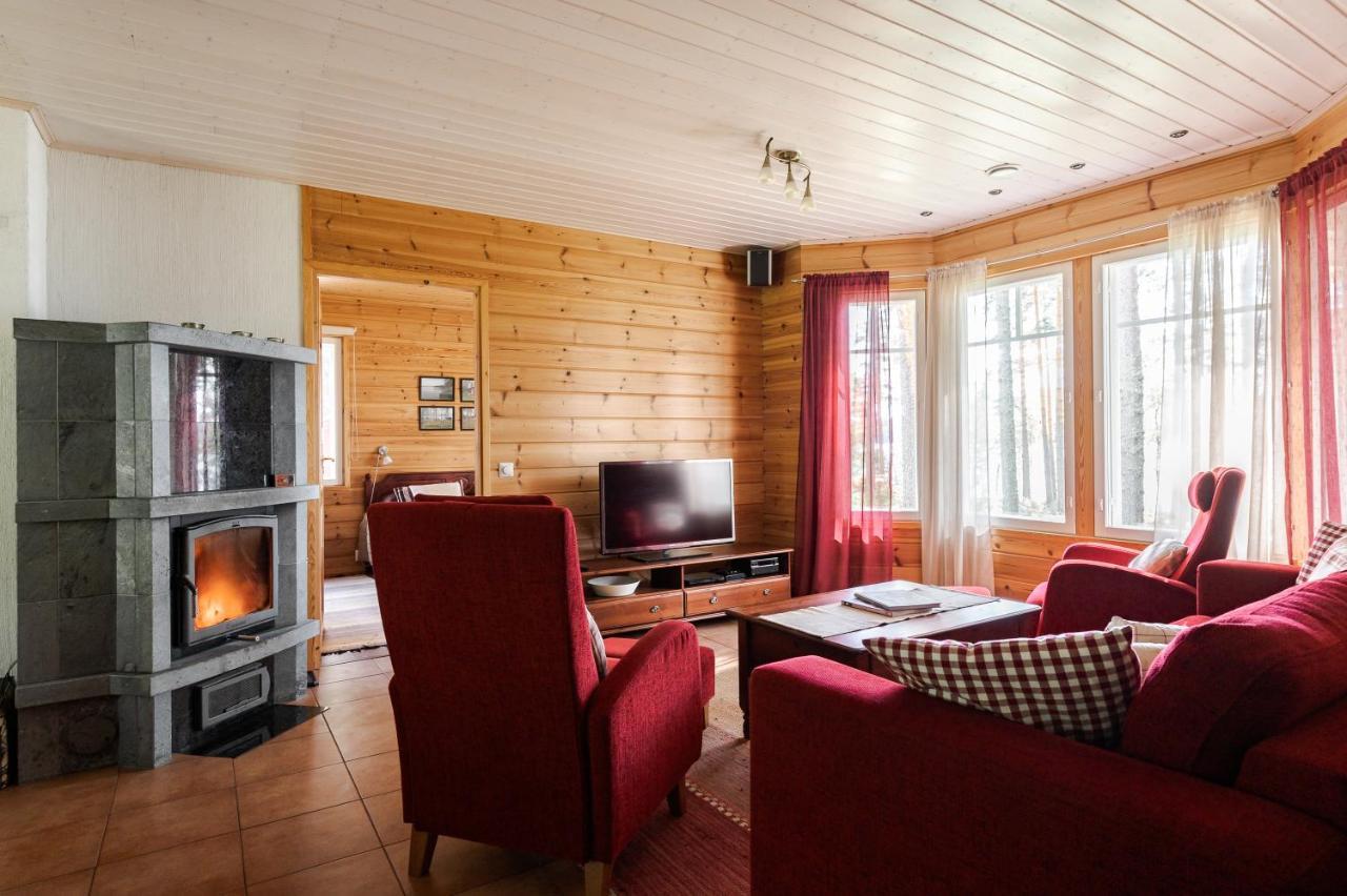 Villa Suvituuli | Paajoen Vuokramoekit à Himos Extérieur photo